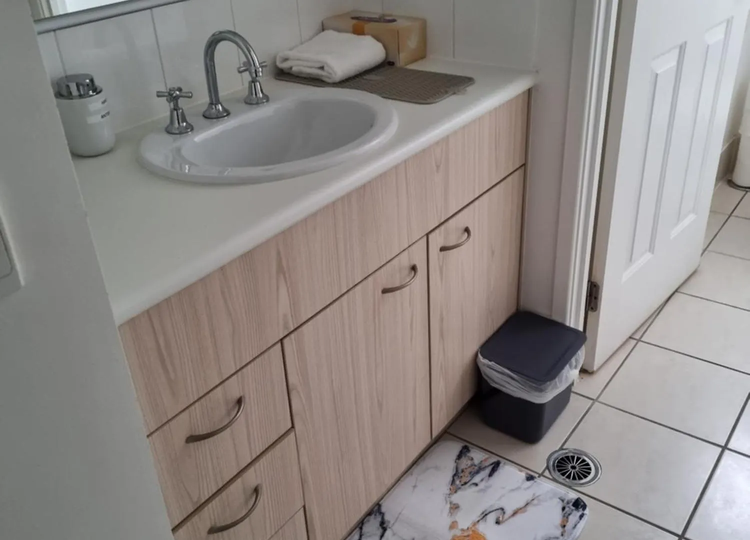 Blk Stays Guest House Deluxe Units Bellmere