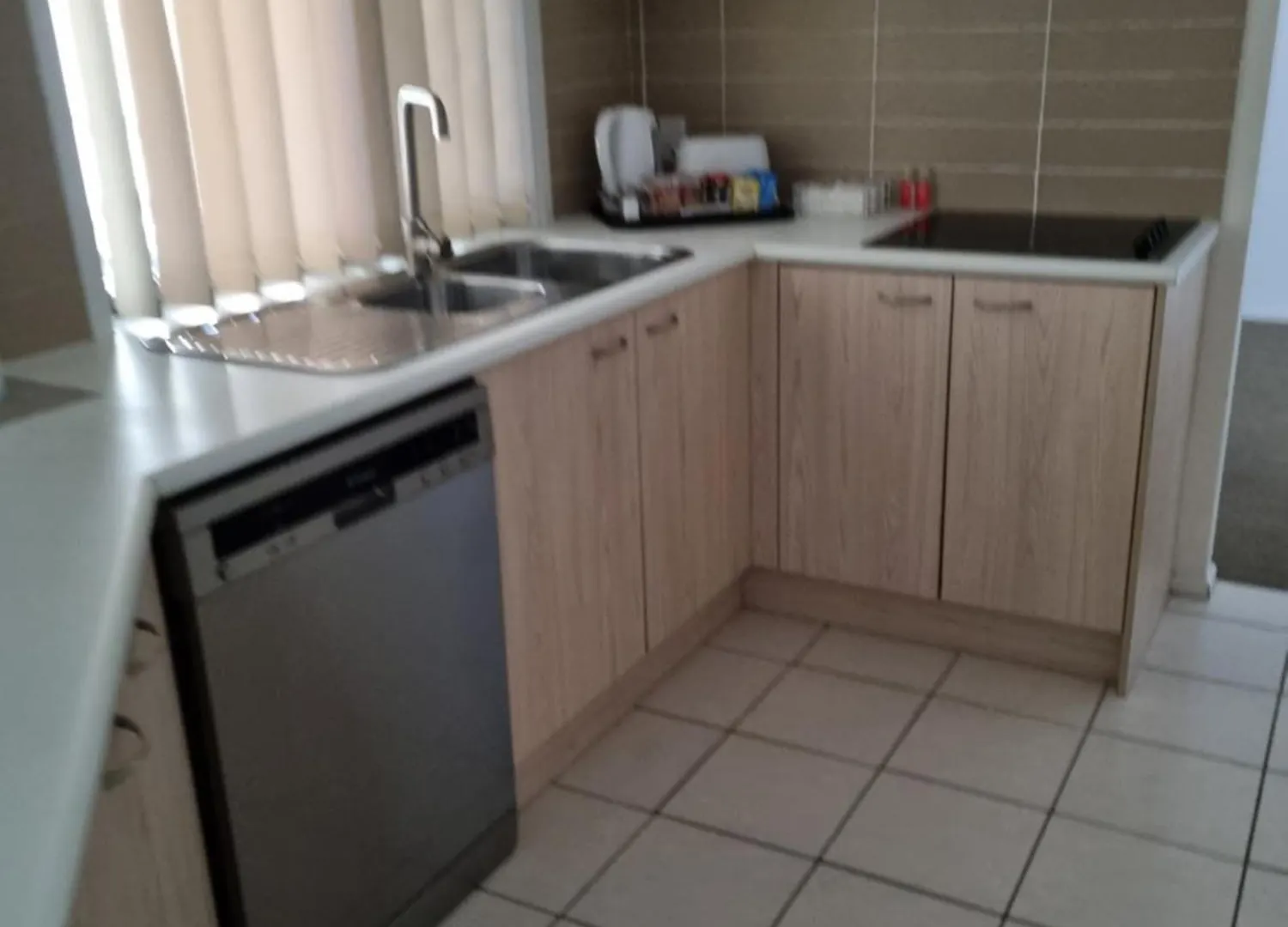 Blk Stays Guest House Deluxe Units Bellmere Australia